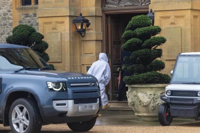 Is Kim Kardashian dating Formula 1's Lewis Hamilton