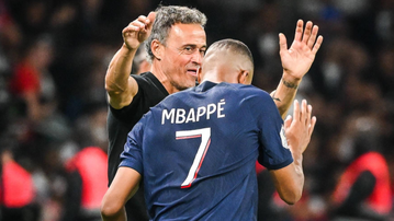 Mbappe and Enrique meet to discuss substitution row