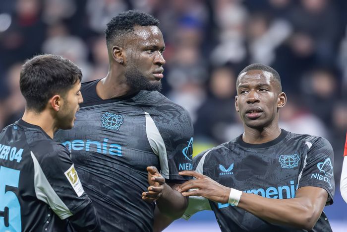 Victor Boniface involved in an altercation with Bayer Leverkusen teammates | Imago