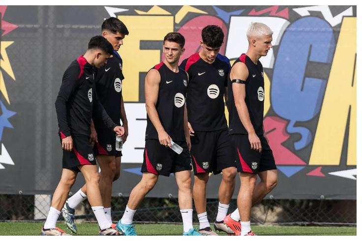 Two Barcelona players face ban
