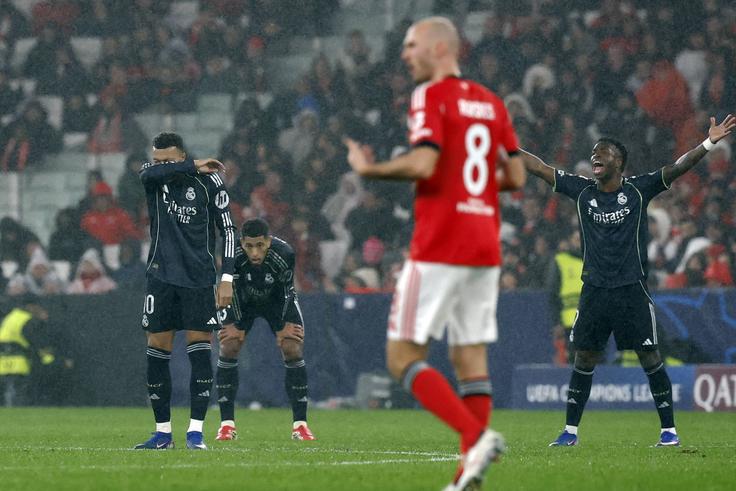 Mallorca vs Real Madrid in La Liga action