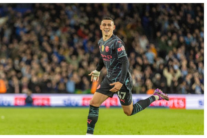 Phil Foden wins FWA award