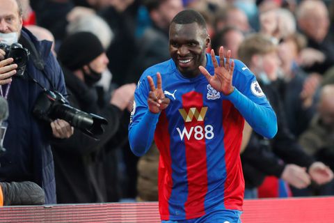 'Proud' Benteke commits to Palace