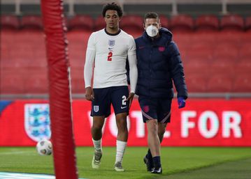 England's Alexander-Arnold ruled out of Euro 2020