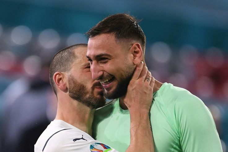 Donnarumma’s agent excites Manchester United fans with latest comments