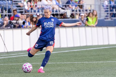 Megan Rapinoe playing for OL Reign