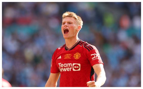 Manchester United receive new transfer bid from Fulham for Scott McTominay