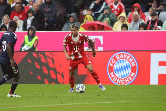 Season 2025 2026, FC Bayern Munich Olympique Lyon, Test match, Allianz Arena Luis Diaz