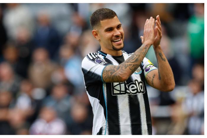 Arsenal's move for Guimaraes turned down