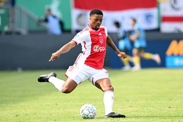 Super Eagles hopeful Akpom makes Ajax debut in disappointing draw