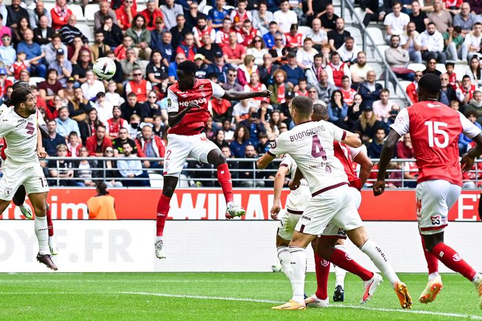 Joseph Okumu in action for Stade de Reims in Ligue 1.