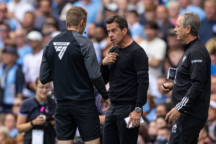 Marco Silva reacts after Manchester City s second goal was allowed to stand during the FA Premier League match between Manchester City FC and Fulham FC at the City of Manchester Stadium || Imago