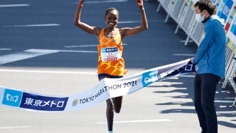 Brigid Kosgei out to wrestle world marathon record from Ethiopia, claims it belongs to Kenya