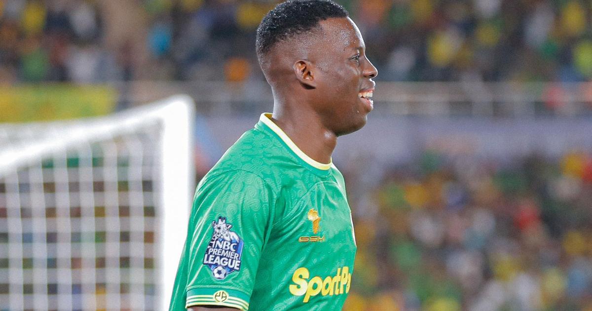 Azizi Ki, Robertinho watwaa Tuzo ya Oktoba | Pulse Sports Kenya