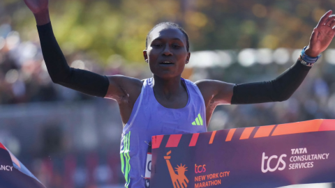 Sheila Chepkirui claims emphatic victory as Kenyan women sweep New York Marathon