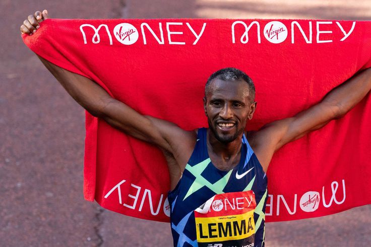 Ethiopia's Sisay Lemma shatters Kelvin Kiptum's record in the streets of Valencia
