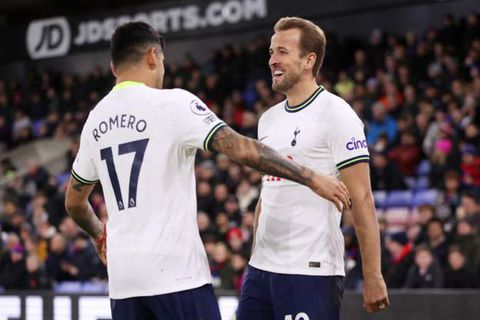 Harry Kane dazzles as Tottenham demolish Crystal Palace