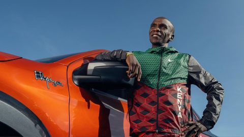 Eliud Kipchoge commemorates 2023 with '1:59 Isuzu D-Max'