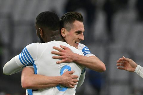 Milik hat-trick fires Marseille second in Ligue 1