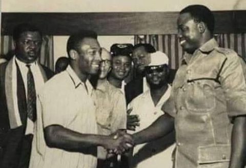 The Governor of the old Midwestern State (later Bendel state) Colonel Osagbovo Ogbemudia with Pele in 1972 | Nigerian Observer