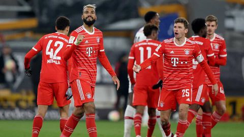 Bayern survive late scare to go top of the table