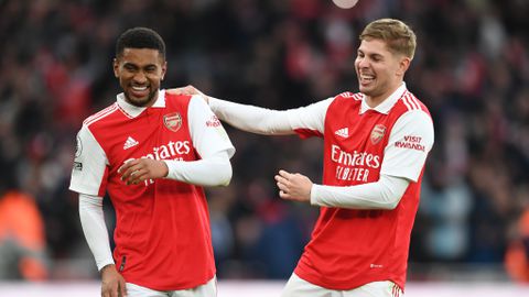 Nelson's late winner saves Arsenal