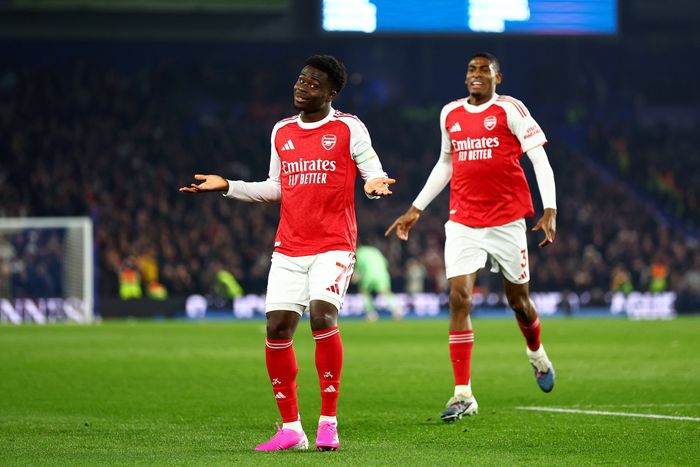 Saka scores Arsenal's winning goal || Imago