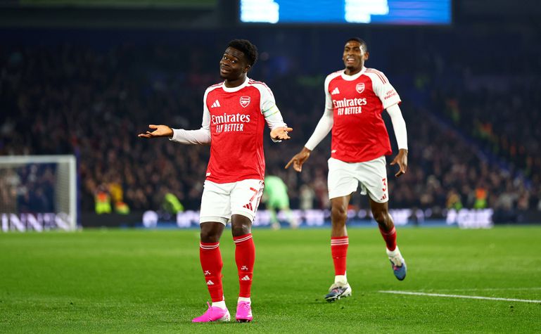 Saka scores Arsenal's winning goal || Imago
