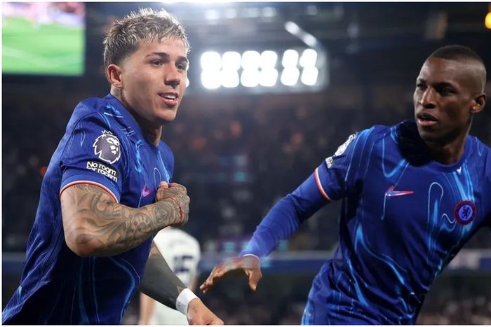 Enzo Fernandez and Nicolas Jackson celebrate the winner for Chelsea.