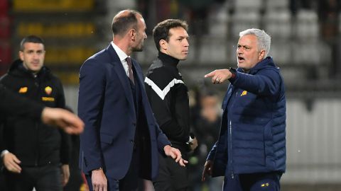 Why Mourinho wore a wire during AS Roma match against Monza