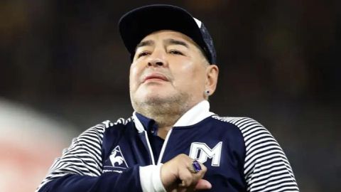 Diego Maradona: Children seek to move legend from cemetery to mausoleum