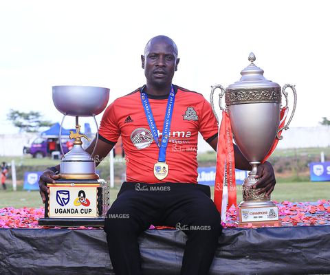 Alex Isabirye scoffs at critics after delivering first domestic double at Vipers
