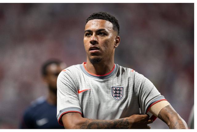 Arsenal target Rogers shuts down inflated price tag