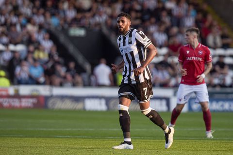 Richard Odada makes Dundee United debut in Scotland as Jonah Ayunga helps St Mirren claim huge win