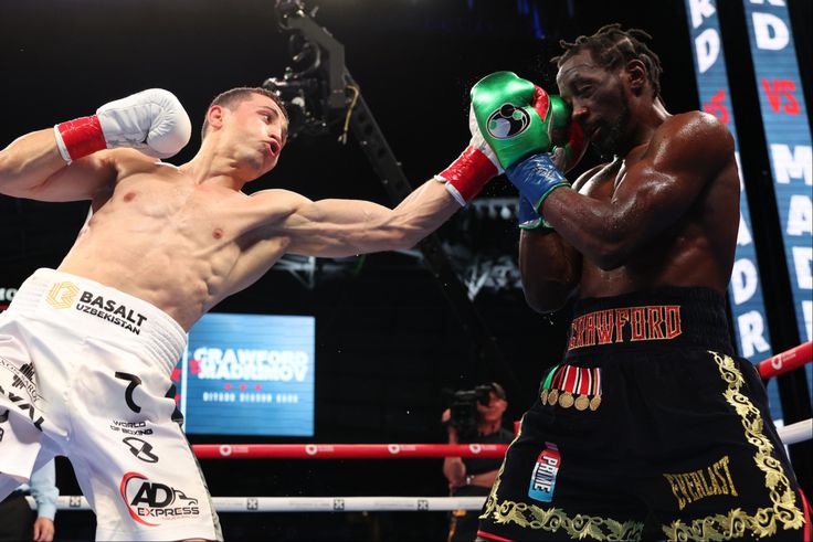 In Los Angeles, it went all 12 rounds as Terence Crawford became a 4-weight champion with a victory against Israil Madrimov.