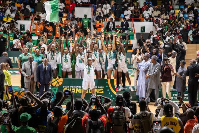 D’Tigress taste National cake as Tinubu gifts players $100,00 each, 1 flat, national honours