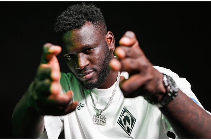 German club Bremen turn to pidgin after signing Super Eagles striker Victor Boniface