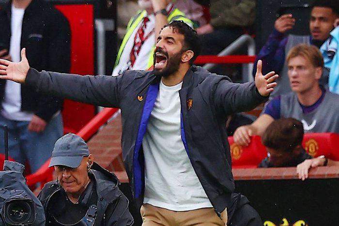 Liverpool Legend Stands By Ruben Amorim As United Fans Lose Faith