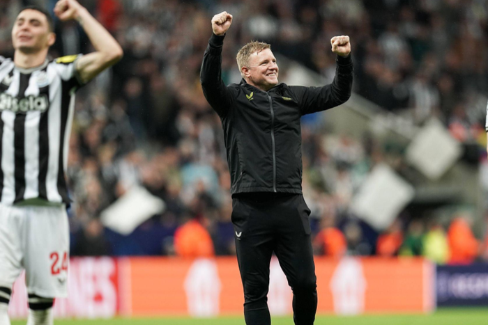 Eddie Howe celebrates PSG win || image credit: Imago