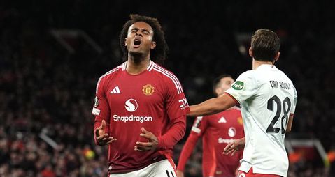 Former Ballon d’Or winner believes Zirkzee made a mistake by joining Manchester United