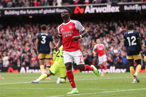 Bukayo Saka scores Arsenals second goal || Imago
