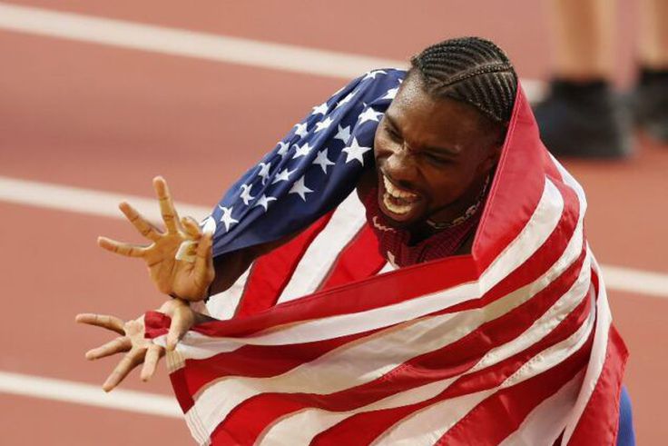 Noah Lyles' wise response to a fan who asked why he skipped college