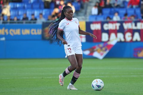 Toni Payne in action at Sevilla || Credit: Imago