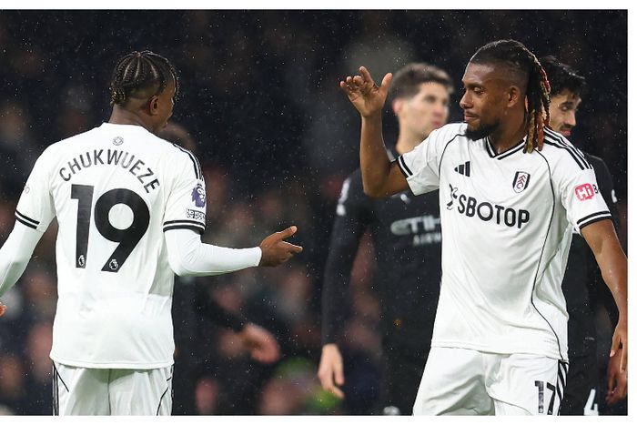 Iwobi claims Chukwueze always pulls off crazy stuff