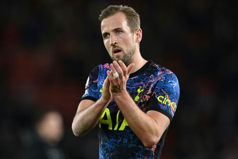 Kane 'totally involved' in Spurs project, says Conte