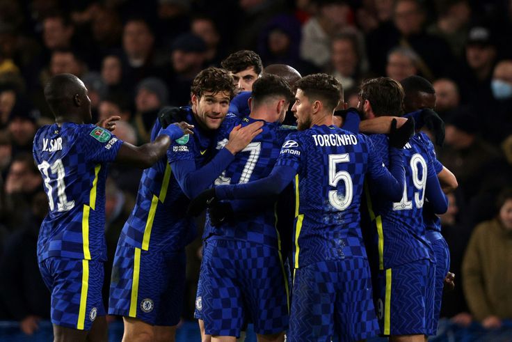 Chelsea take control as Spurs splutter in League Cup semi