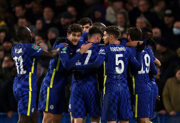 Chelsea take control as Spurs splutter in League Cup semi