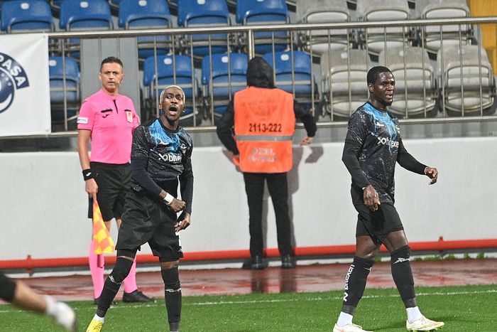 Henry Onyekuru of Adana Demirspor celebrates after scoring