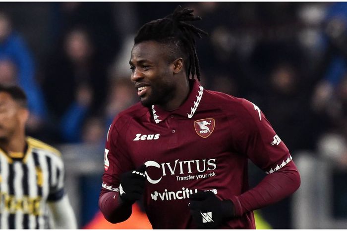 Chukwubuikem Ikwuemesi is eligible for the Nigeria Super Eagles.