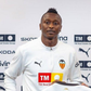 Umar Sadiq's unveiling by Valencia || Image credit: VCF